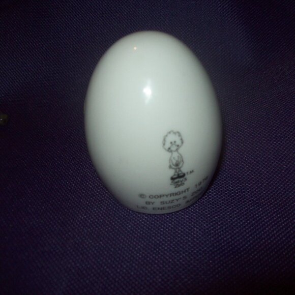 Suzy's Zoo Enesco Ceramic Egg Figure Wheeeeee!!!! by Suzy Spafford dated 1976- - Picture 2 of 5